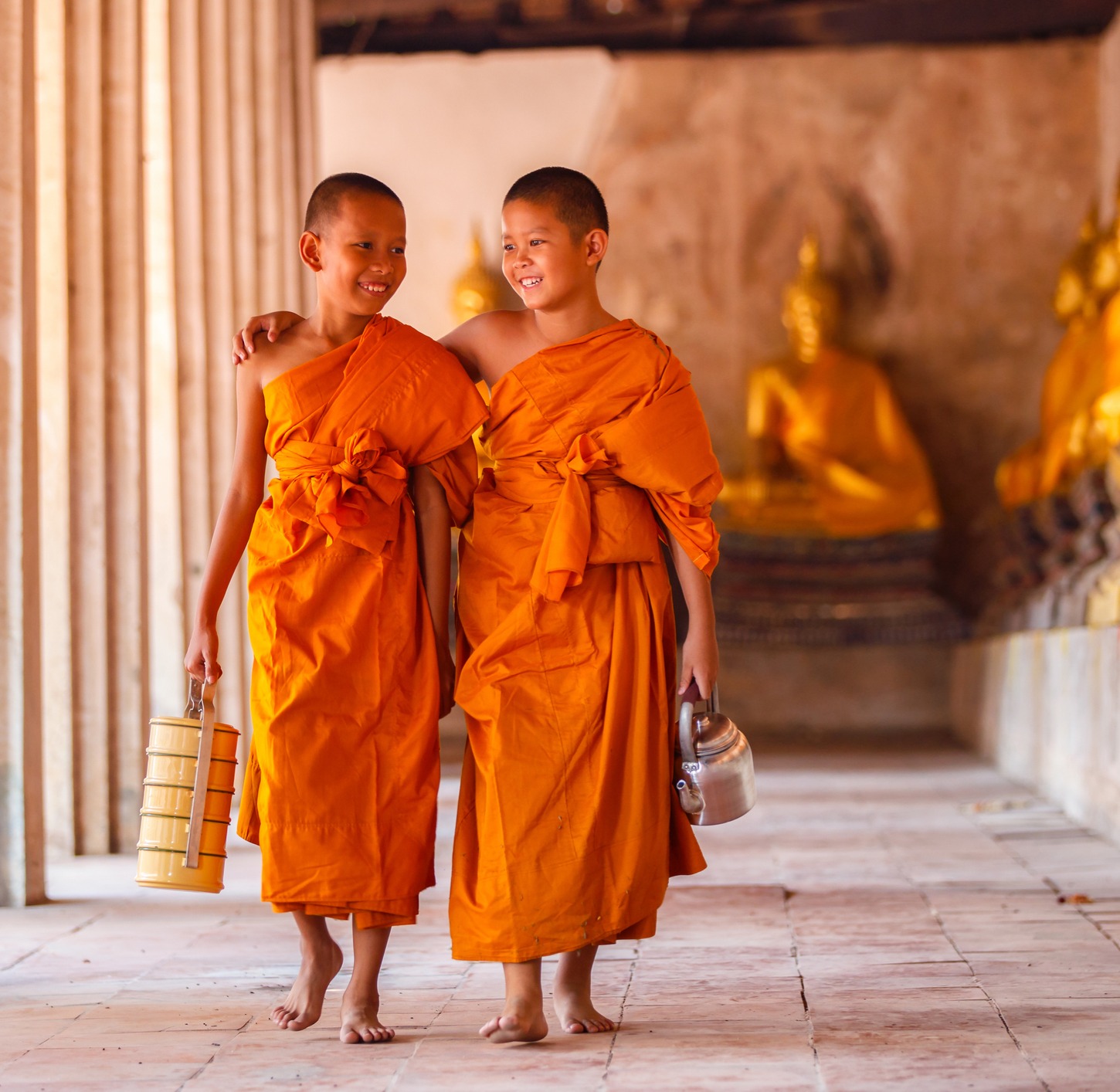 Viaje sem sair de casa: as cores do budismo