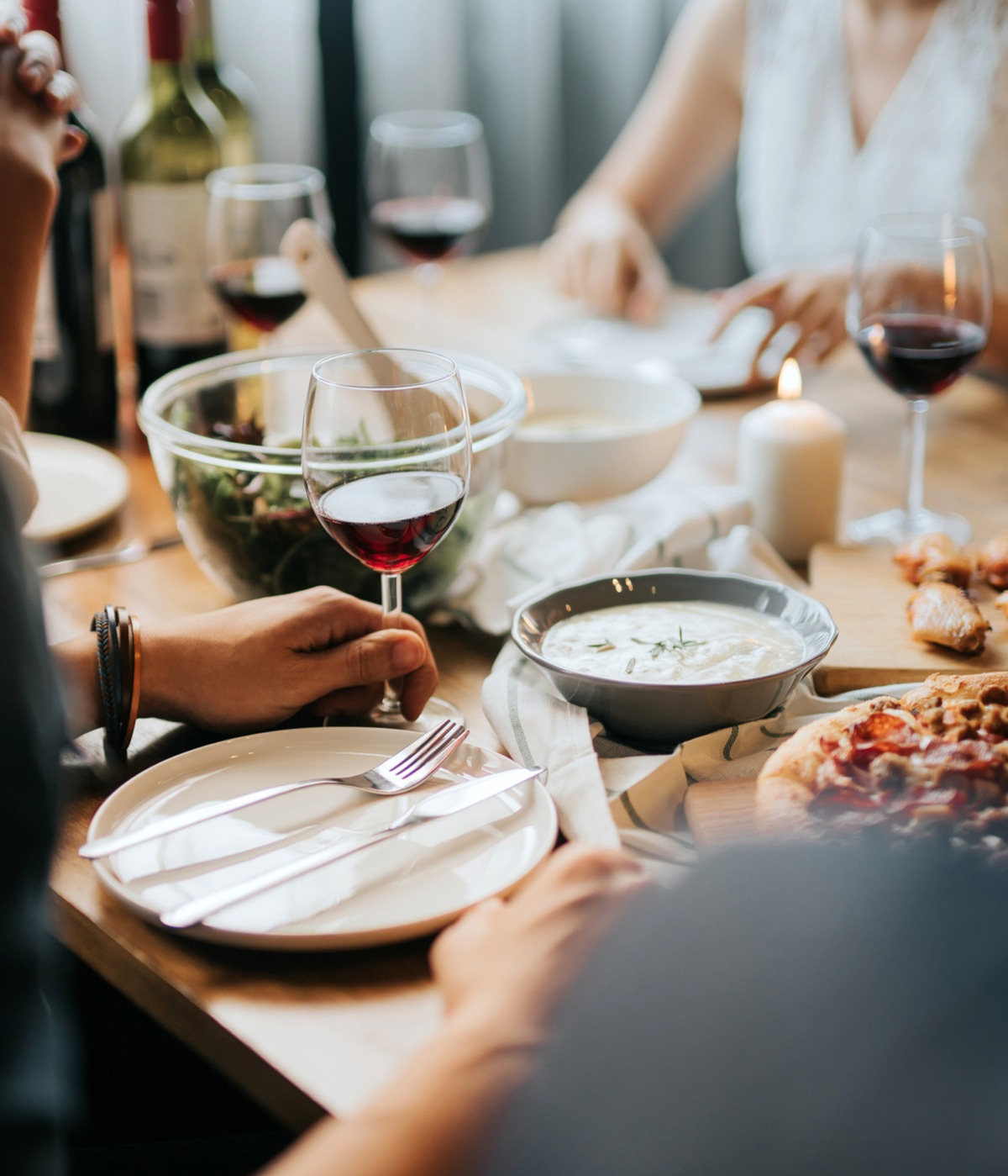 Viaje sem sair de casa: a história do brinde