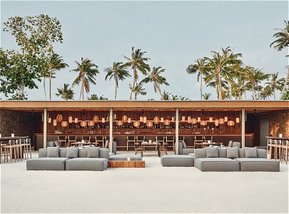 Patina Maldives, Fari Islands