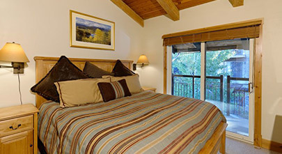 The Crestwood Condominium